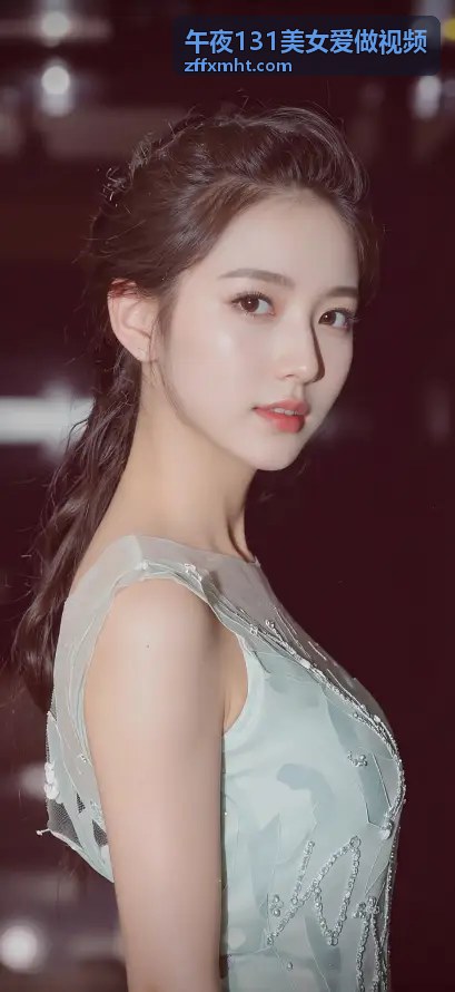 午夜131美女爱做视频之校园歌手的深情弹唱